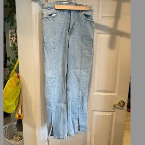 Abercrombie & Fitch The ’90s Straight Ultra High Rise Jeans – Light Wash – Women